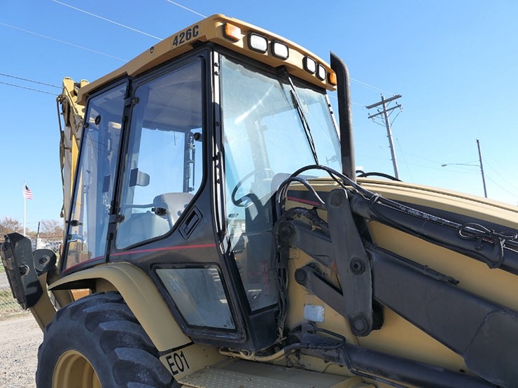 caterpillar-426b-image-23