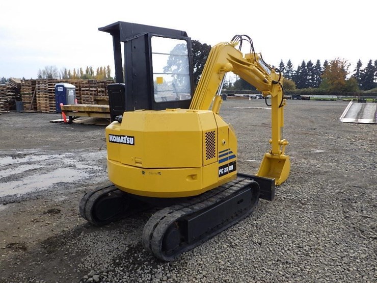 komatsu-pc28-image-4