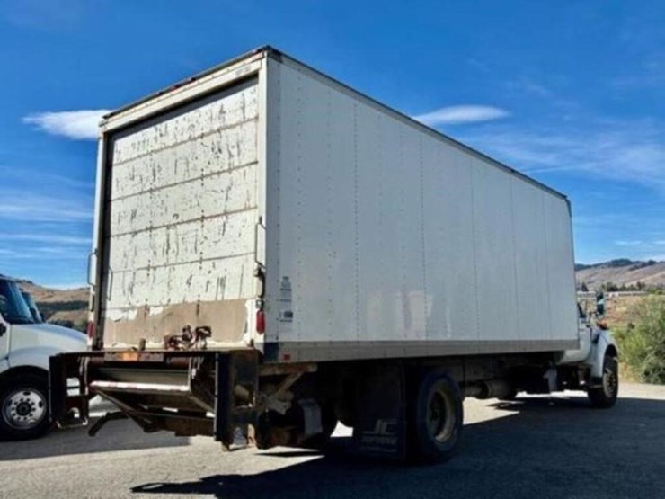 2013-ford-f750-xl-image-6