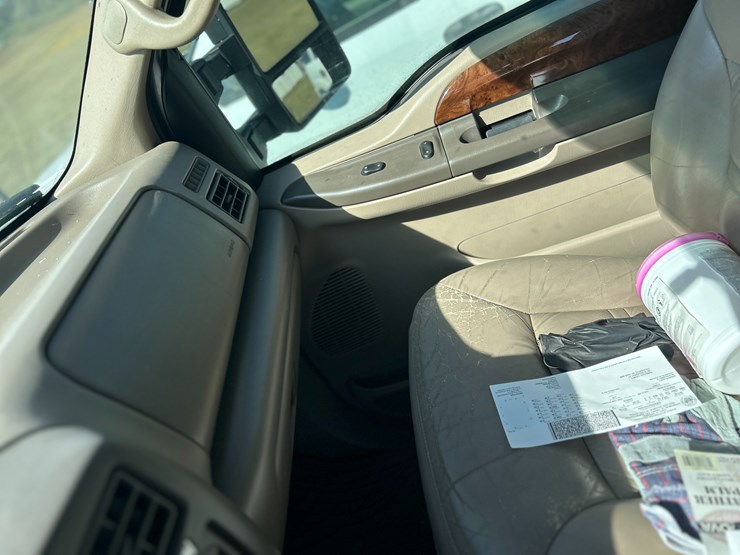 2000-ford-excursion-image-36