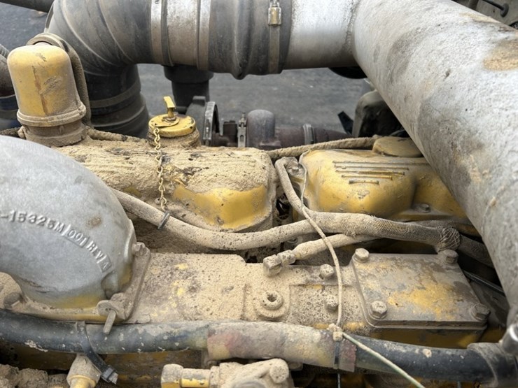 1992-peterbilt-379-image-33