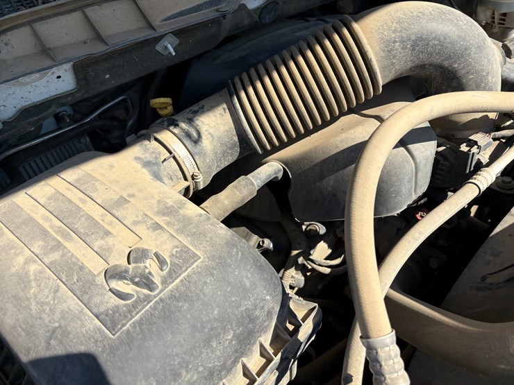 2017-dodge-1500-image-15