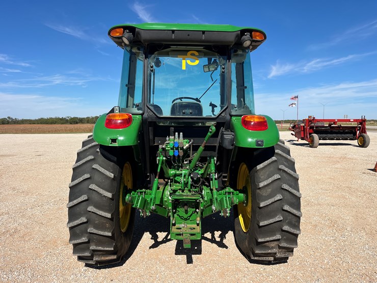 2020-john-deere-5100e-image-8