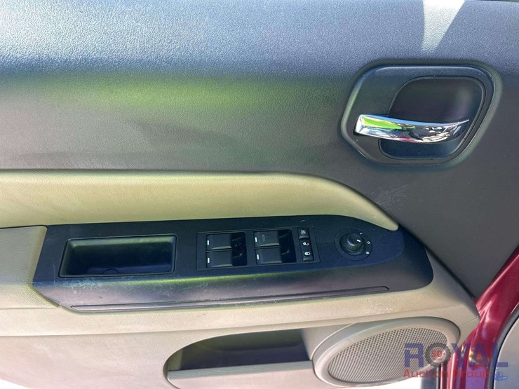 2014-jeep-patriot-image-12