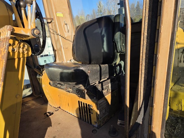 caterpillar-140-image-51