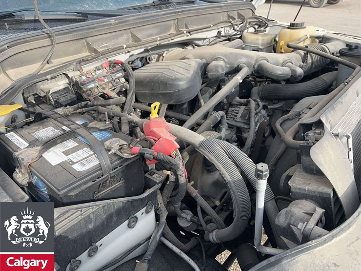 2015-ford-f550-image-18