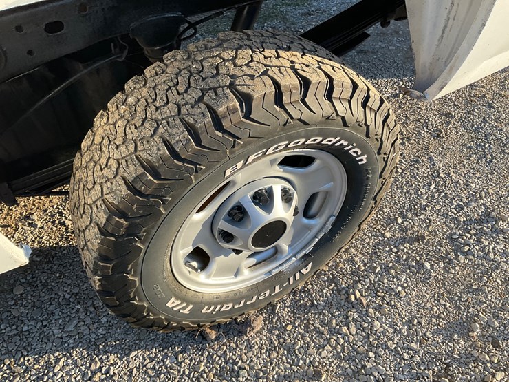 2012-chevrolet-silverado-image-9