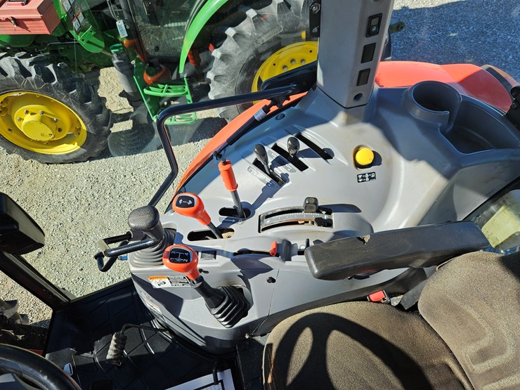 2019-kubota-m5-091-image-12