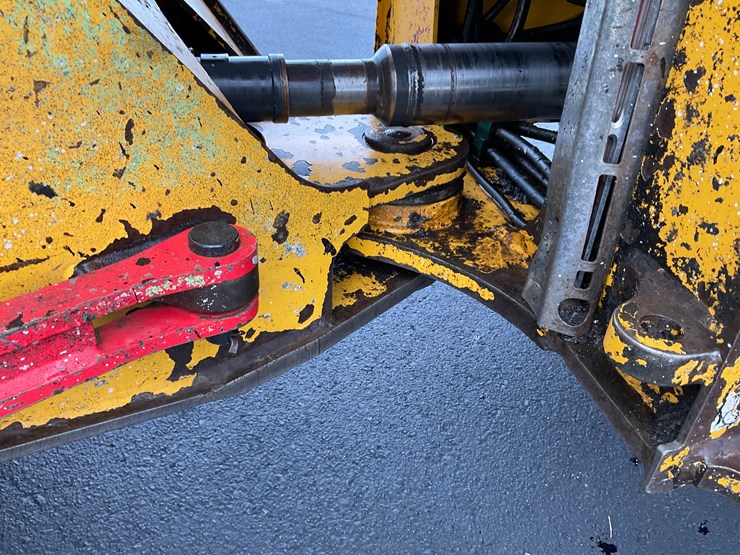 2011-volvo-l60f-image-19