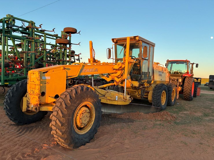 komatsu-gd650a-image-1