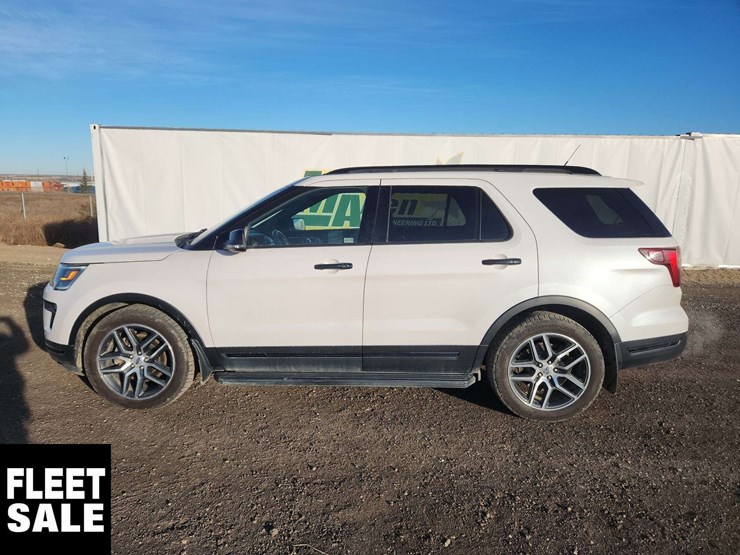 2018-ford-explorer-image-9