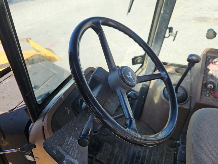 1997-deere-410e-image-13