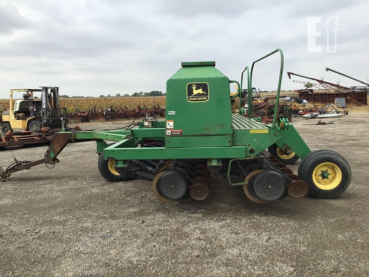 2000-john-deere-1560-image-4