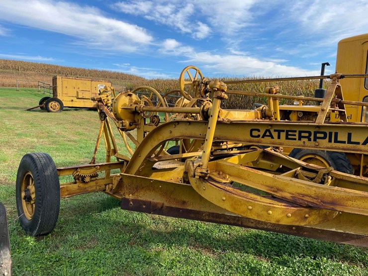 caterpillar-44-tow-grader-image-7