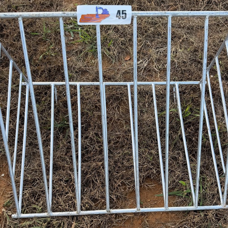 #45 • Hanging Hay Manger w/ Hooks