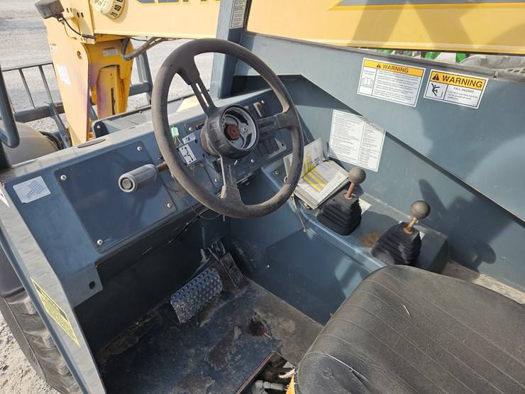 2014-gehl-rs12-42-image-9