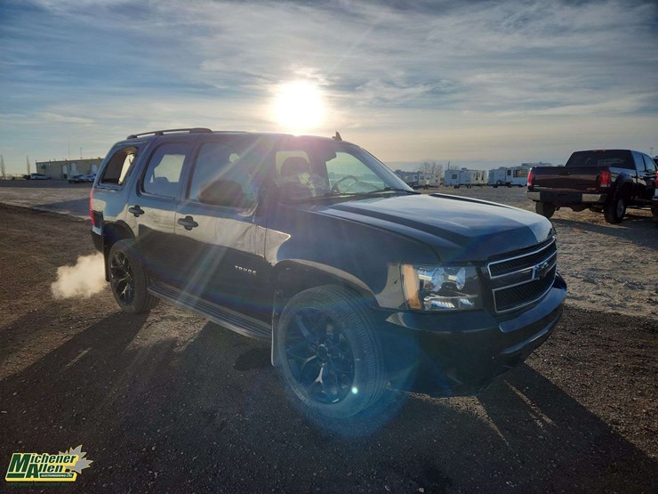 2013-chevrolet-tahoe-image-4