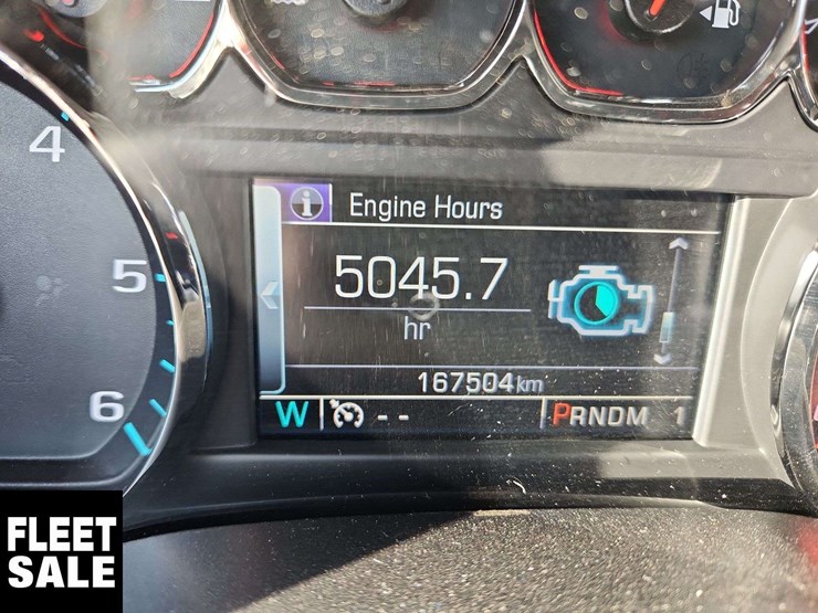 2016-chevrolet-silverado-2500hd-image-8