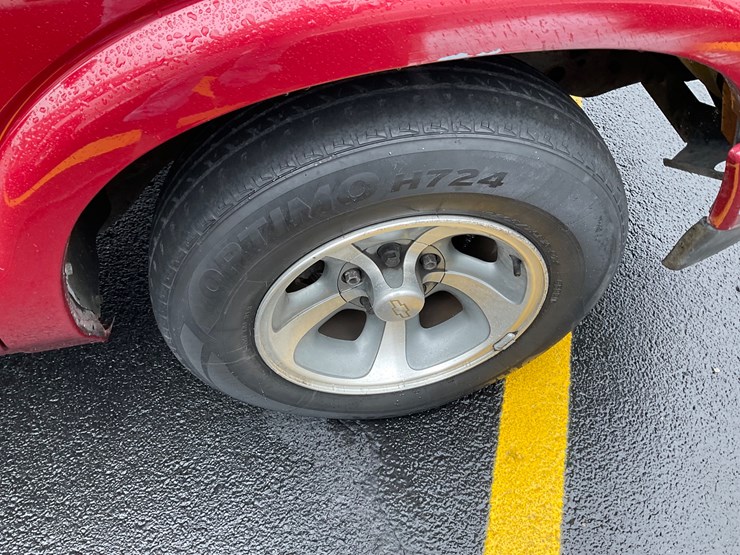 2002-chevrolet-s10-image-12