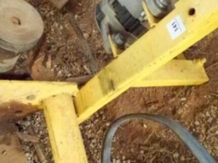 car-parts,-lights,-vintage-items-image-3