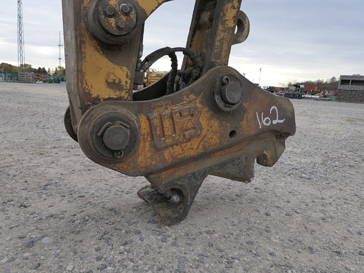 caterpillar-215d-image-9