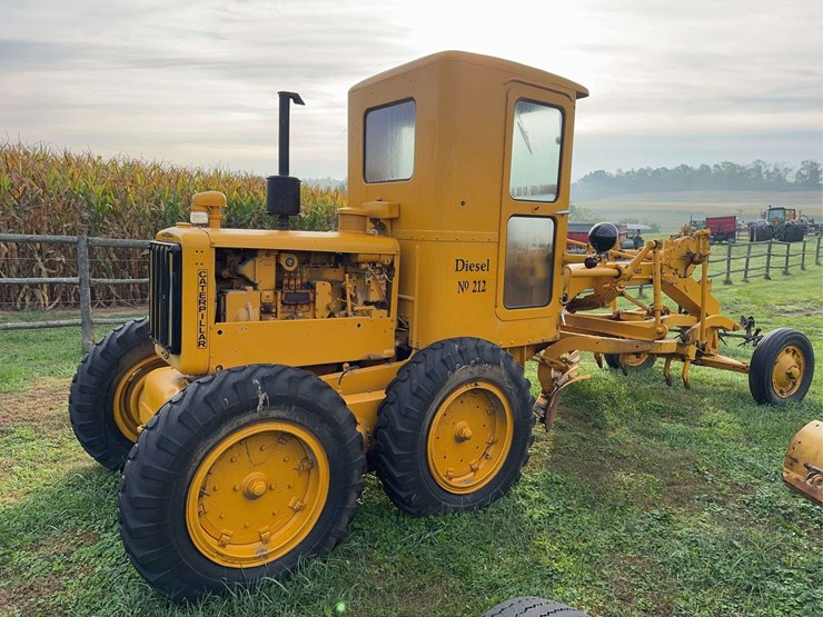 1937-caterpillar-no.-212-motor-grader-image-5