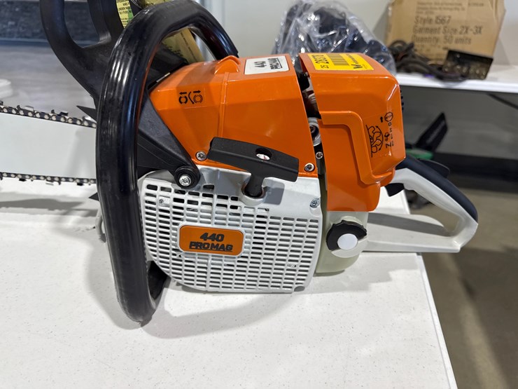 #28378-•-unused-pro-mag-440-28"-commercial-chainsaw-image-8