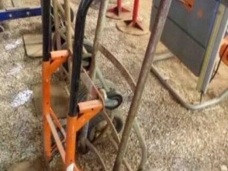 2---metal-dollies-image-1