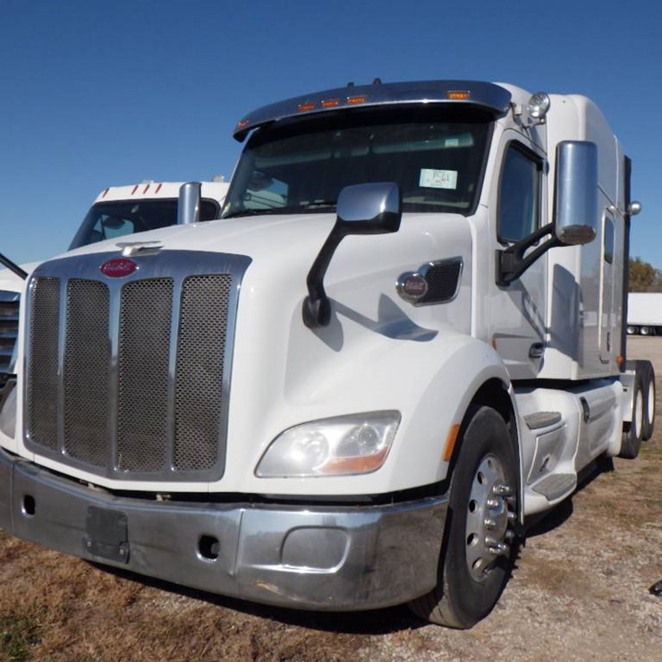 2019 PETERBILT 579
