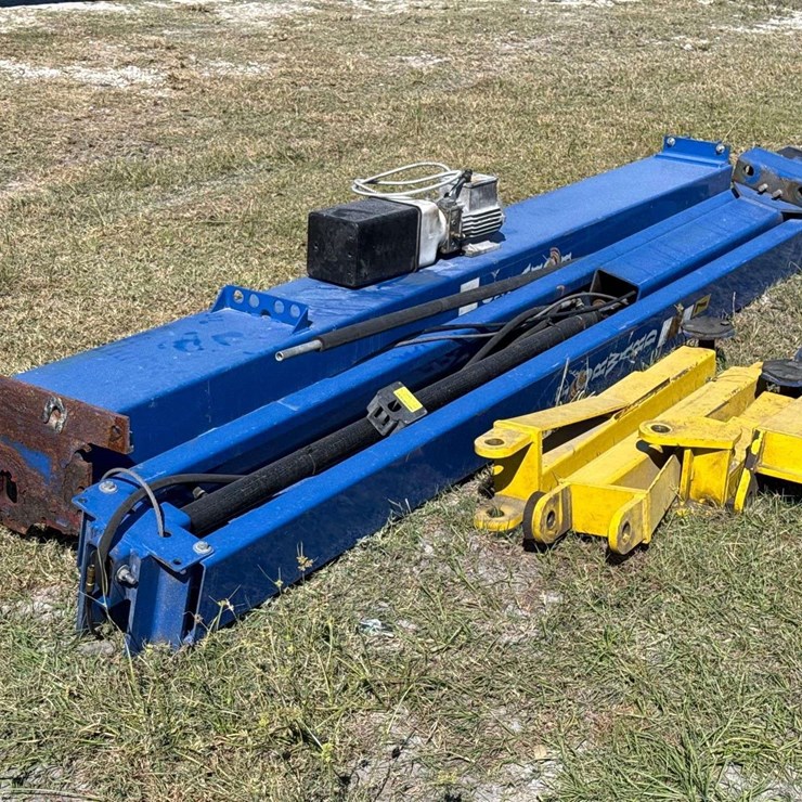 Forward 10,000lb Two-Post Electric Auto Lift