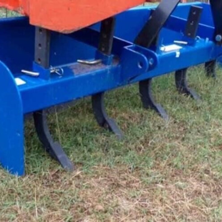 6' PRIEFERT BOX BLADE, 3 PT, WITH RIPPERS