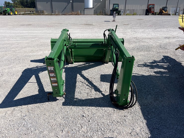 john-deere-720-image-5