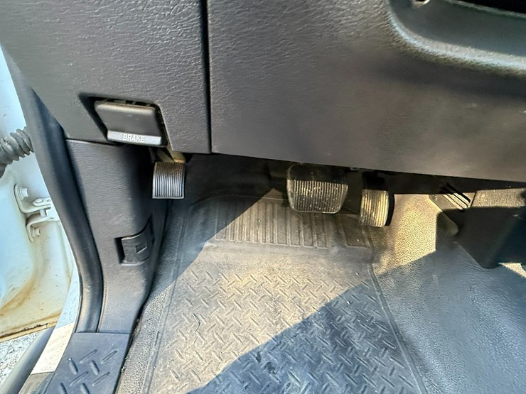 2013-ford-f150-image-45