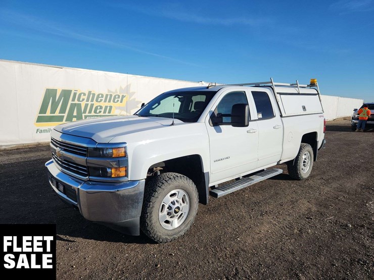 2016-chevrolet-silverado-2500hd-image-1
