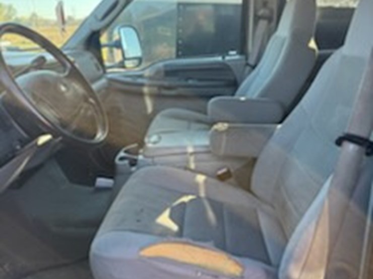 2004-f-350-super-duty-super-cab-truck-(jm652)-image-10