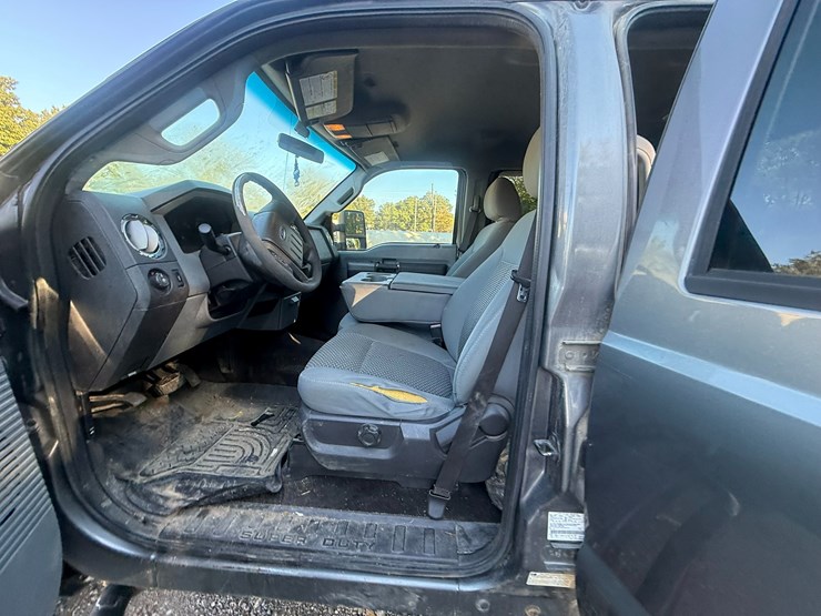 2011-ford-f250-image-54