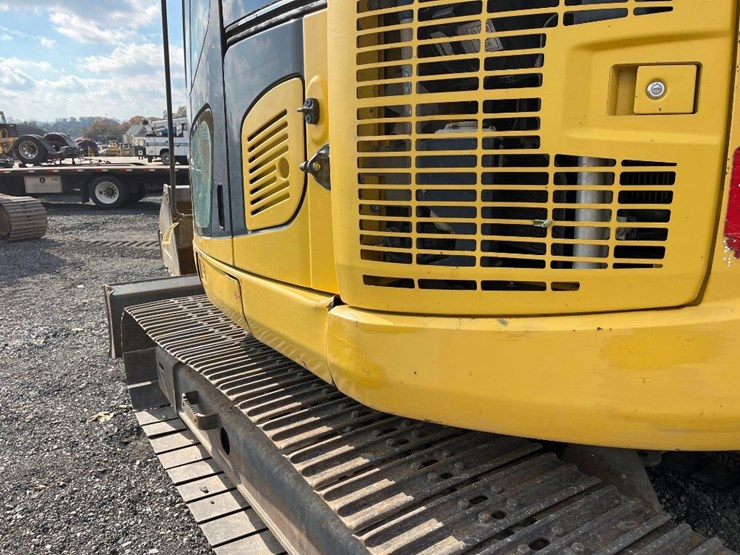 komatsu-pc138us-lc-image-39