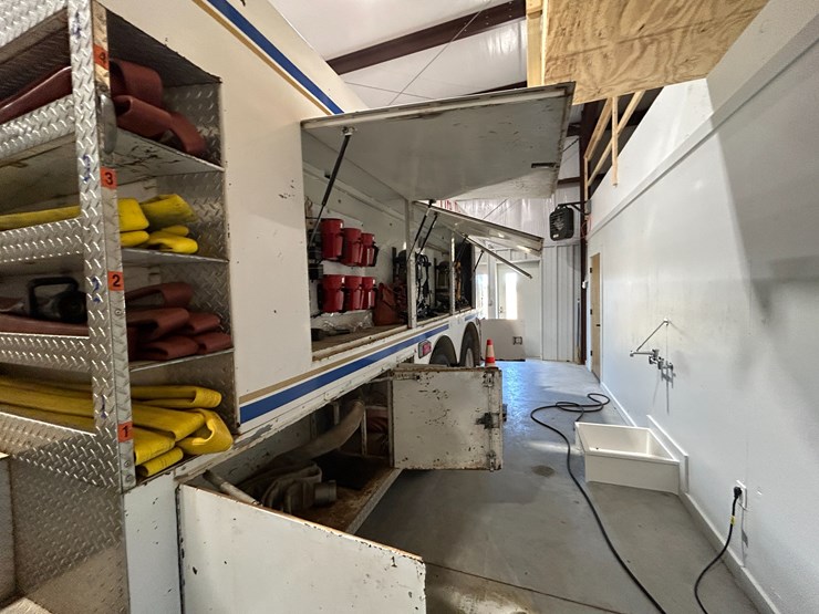 1993-freightliner-fl80-image-21