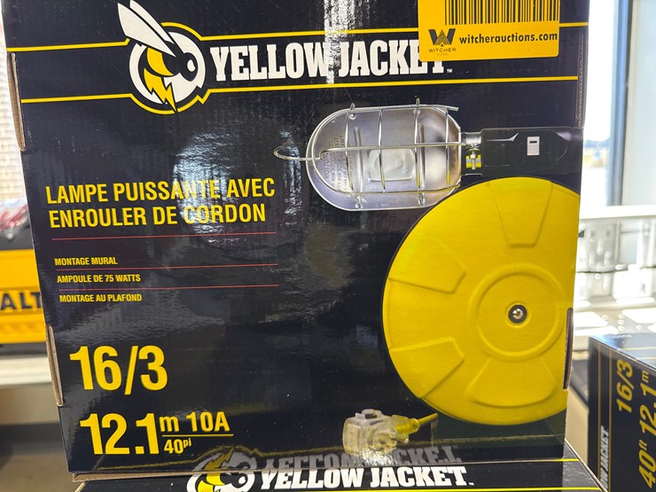 yellow-jacket-40-image-4