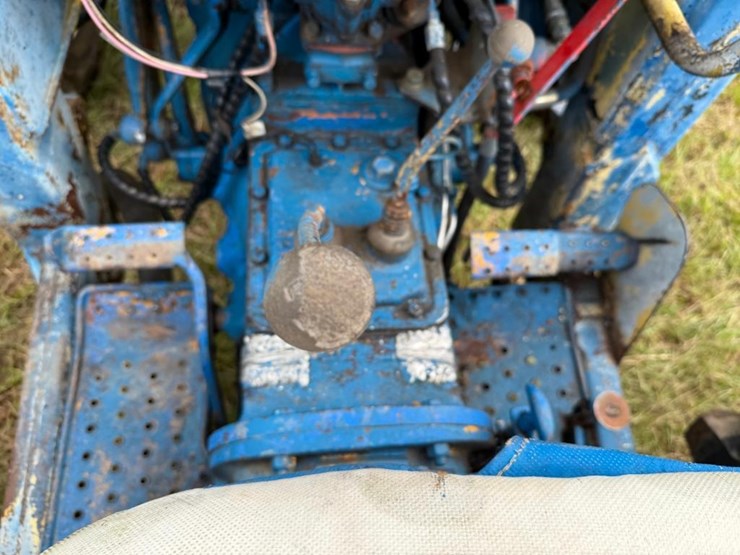 ford-tractor-image-10