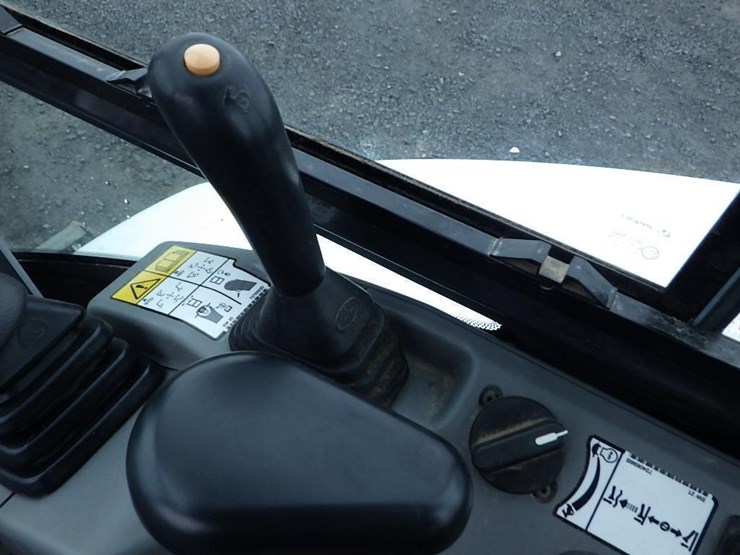 2022-bobcat-e35i-image-26