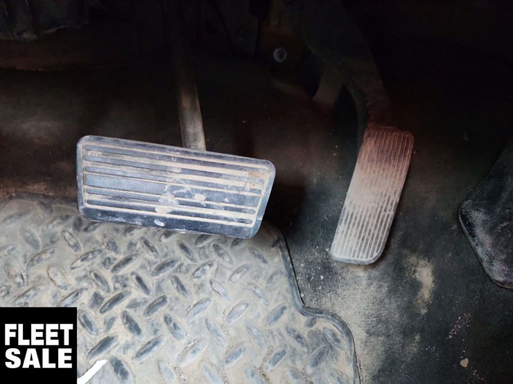 2015-gmc-sierra-1500-image-13