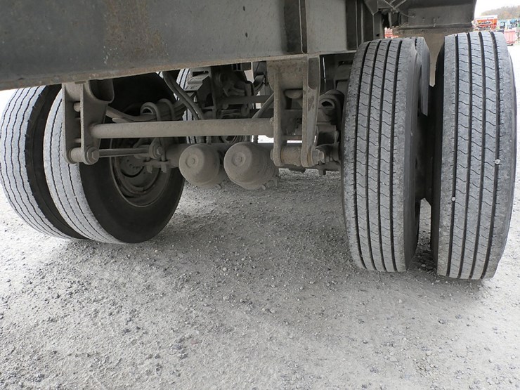 1973-east-28'-tandem-aluminum-dump-trailer,-9'-spread-axle,-steel-frame,-pl-image-9