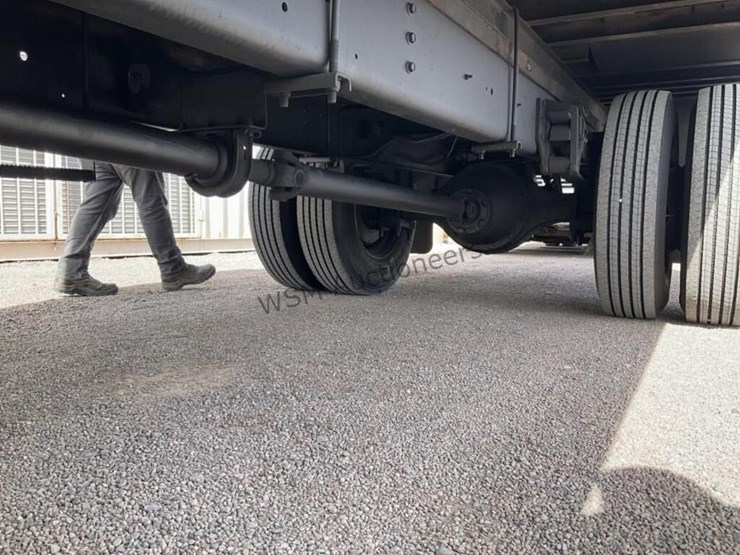 international-4700-image-29