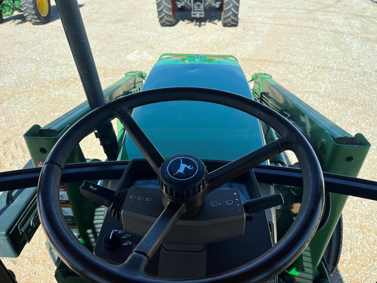 1999-john-deere-6310-image-21