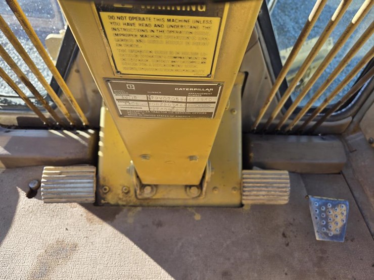 caterpillar-140-image-60