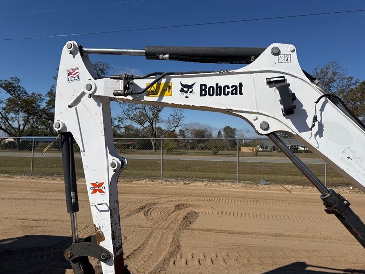 2020-bobcat-e35-image-22