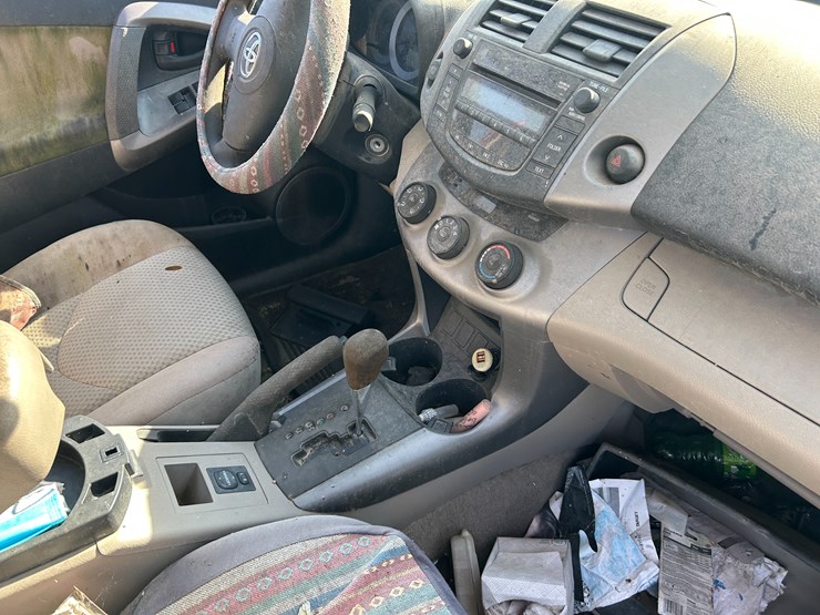 2007-toyota-rav4-image-19