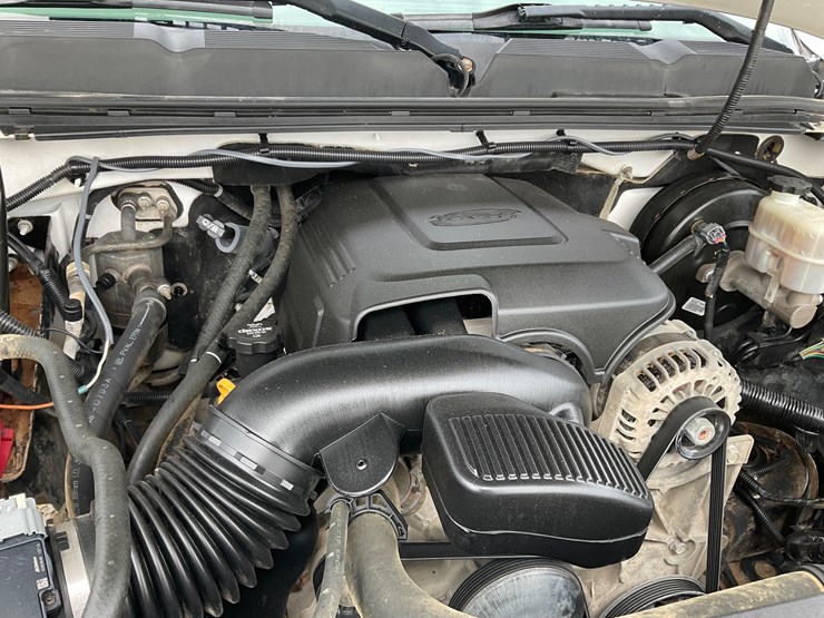 2013-chevrolet-silverado-image-16