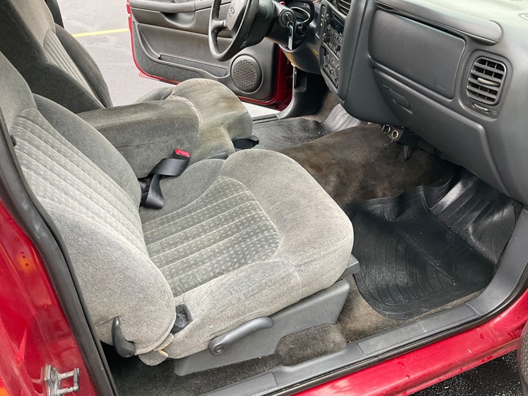 2002-chevrolet-s10-image-10